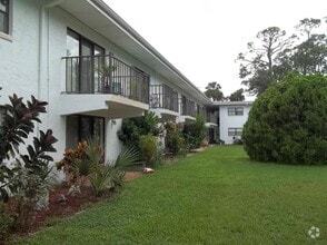Building Photo - Gorgeous one bedroom unit with balcony