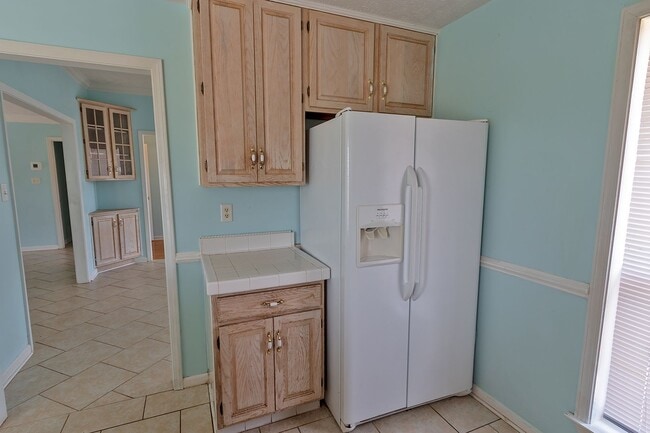 Building Photo - Prattville Rental available now!