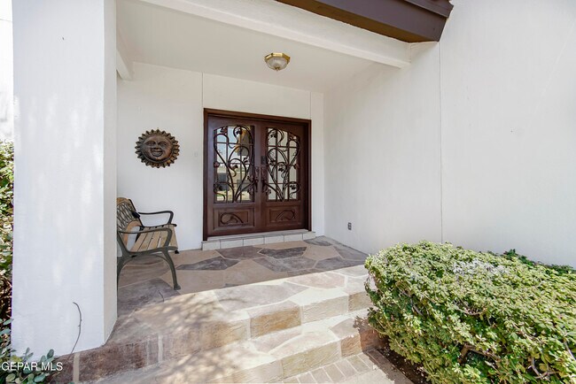 Building Photo - 6529 Jim De Groat Dr