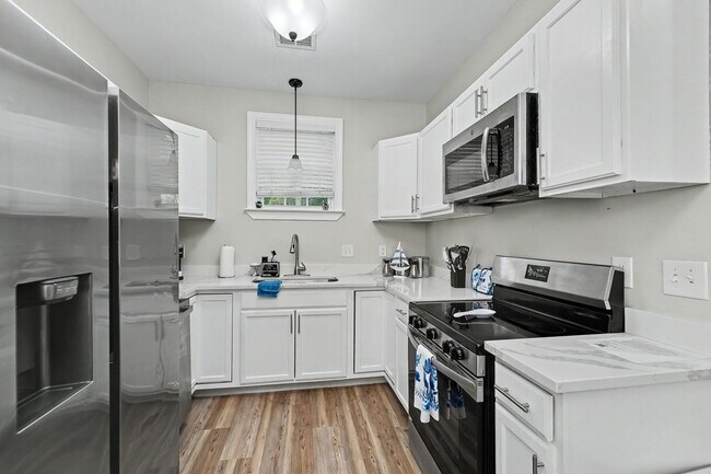 Building Photo - 2691 Ranger Dr