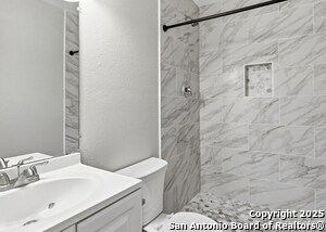 Building Photo - 5938 Oak Run St