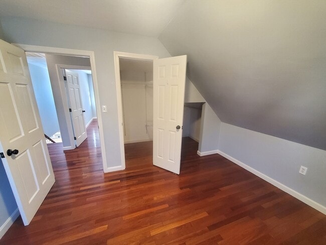 Building Photo - 112 Front St