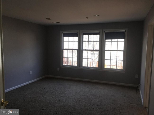Building Photo - 11905 Grey Hollow Ct