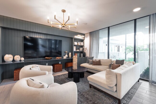 Building Photo - 5820 1/2 Cameron Road-SI FL4-ID1303394P