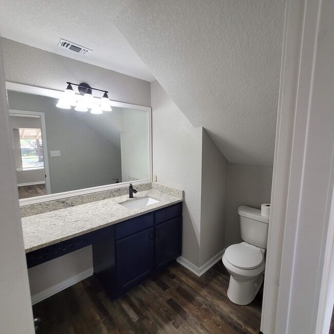 Building Photo - 14623 Highland Ridge