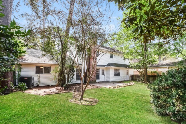 Building Photo - 1702 Corral Dr