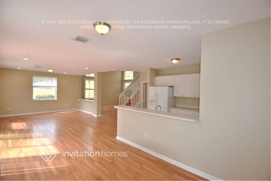 Building Photo - 6334 Stonehurst Cir