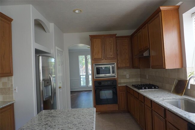 Building Photo - 17238 Laguna Trail Dr