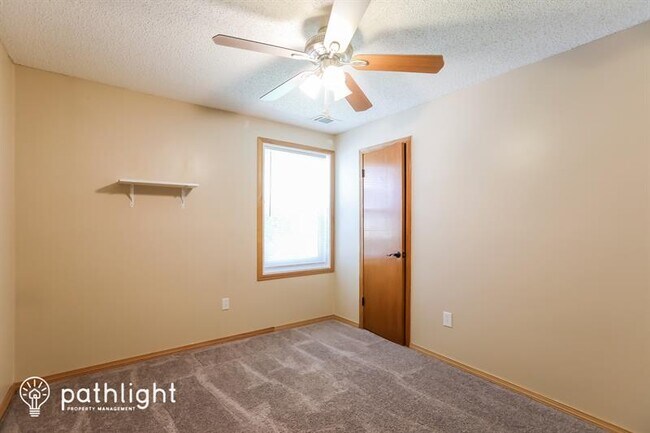 Building Photo - 7610 NW 69th Terrace