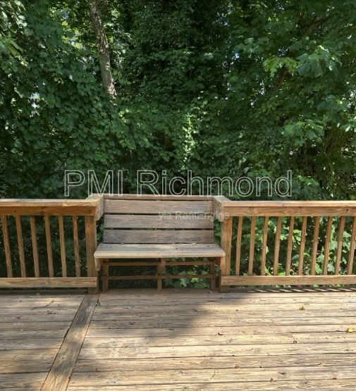 Building Photo - 33 Fairwood Dr