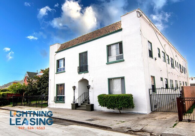 Primary Photo - 442 E 27th St