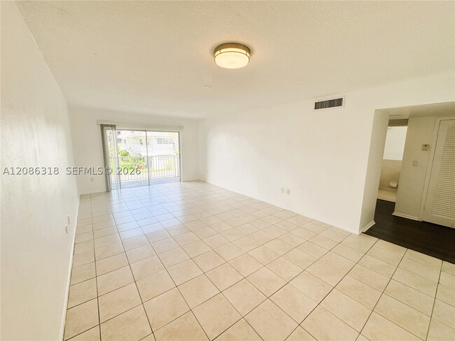 Building Photo - 7340 SW 82nd St