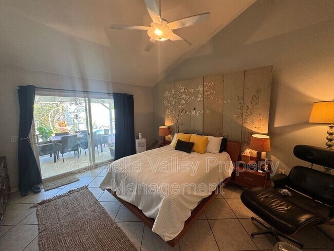 Building Photo - 43584 Via Magellan Dr