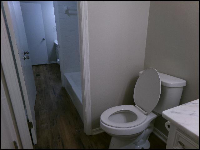 Building Photo - 408 W 4th St