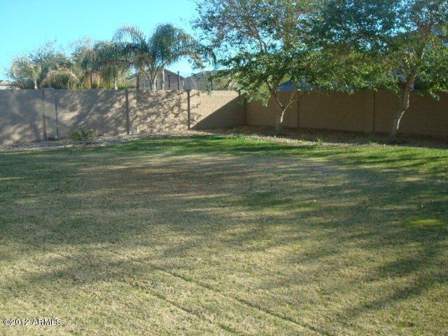 Building Photo - 11841 N 143rd Ave