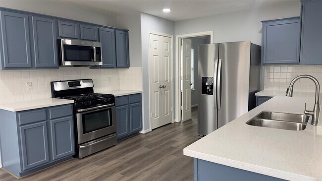 Building Photo - 24822 Cobble Canyon Ln
