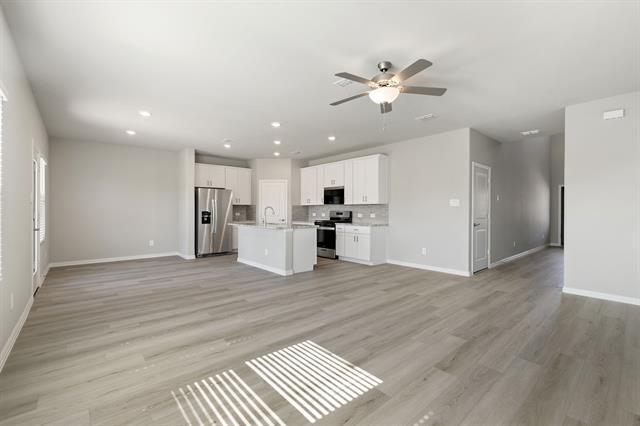 Building Photo - 811 Rosemary Hl Dr