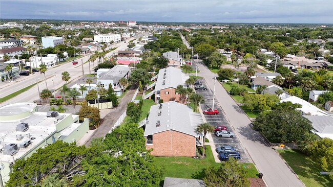 Building Photo - 405 Flagler Blvd