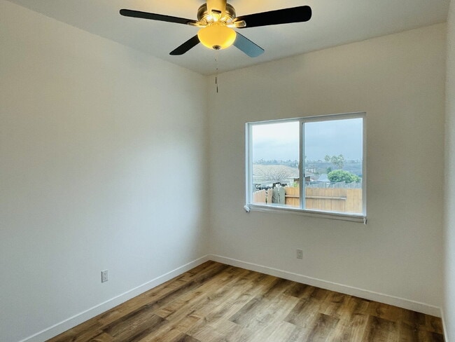 Building Photo - Spacious 3-Bed, 2-Bath Home on Thomson Court