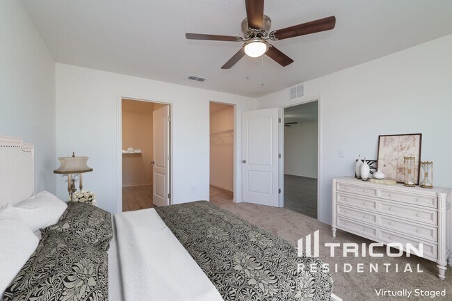 Building Photo - 2045 Amber Sweet Cir