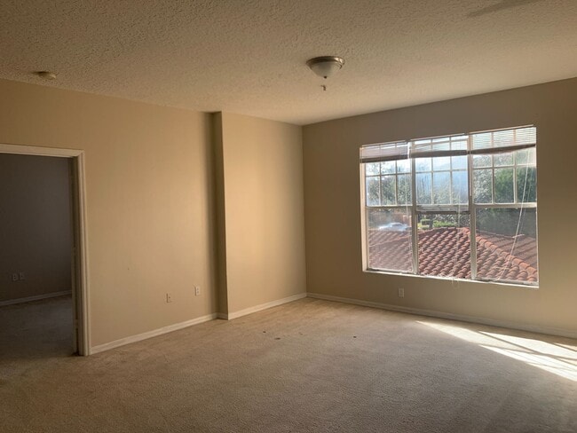 Building Photo - 5578 Metrowest Blvd