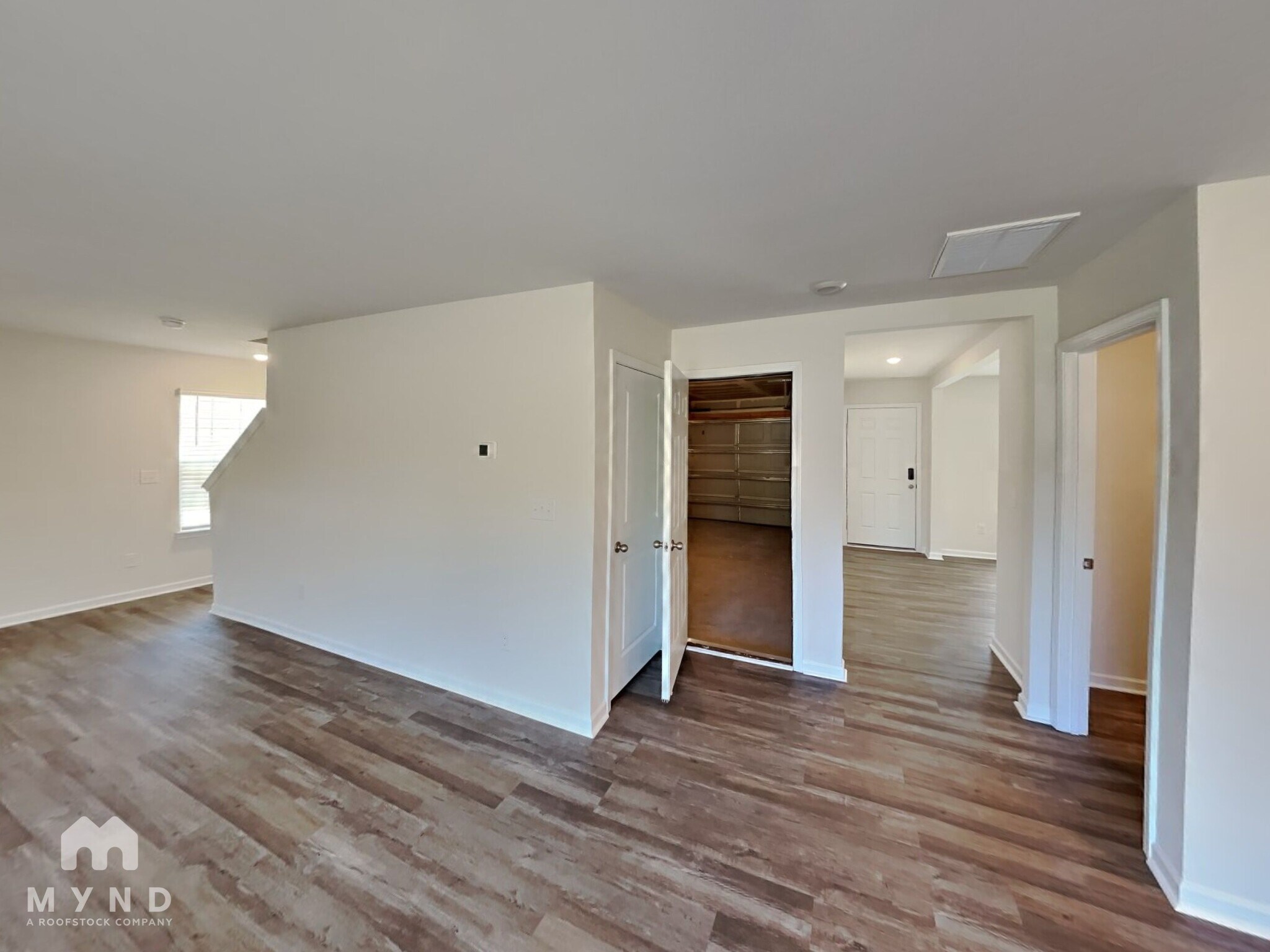 Building Photo - 2259 Mdw Strm Dr