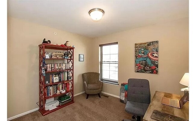 Building Photo - 456 Churchill Dr