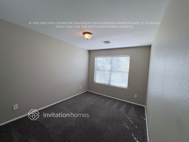 Building Photo - 11360 E Sunland Ave