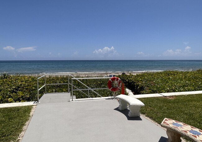 Building Photo - 2909 S Ocean Blvd
