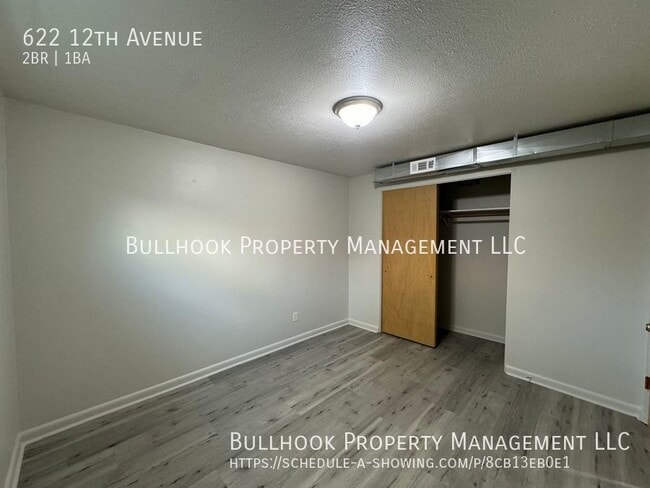 Building Photo - 622 12th Ave