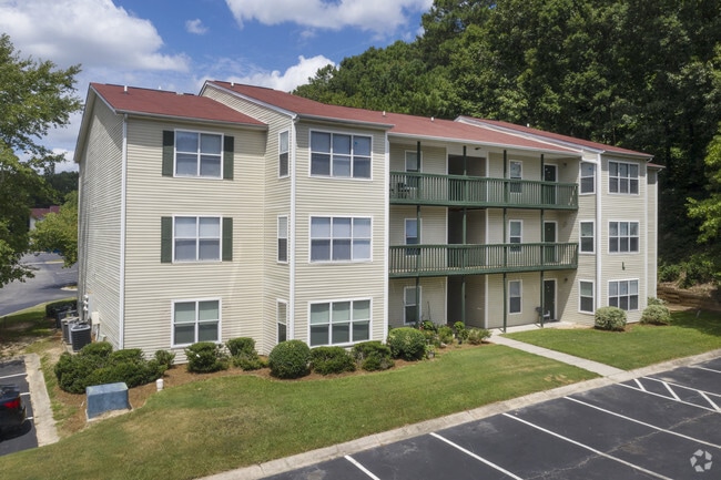 Building Photo - The Greens at Cascade Apartment Homes
