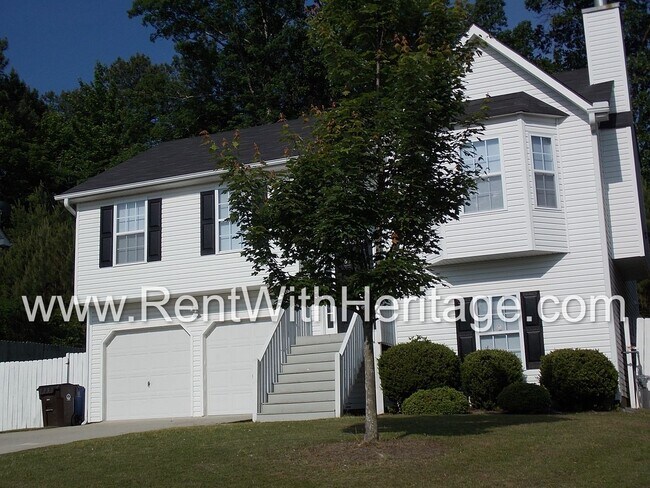 Building Photo - WONDERFUL HOME WITH FULL FINISHED BASEMENT / 5Bd - 3Ba / FENCED YARD