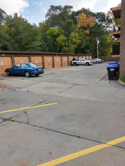 garage rentals - 1676 English St