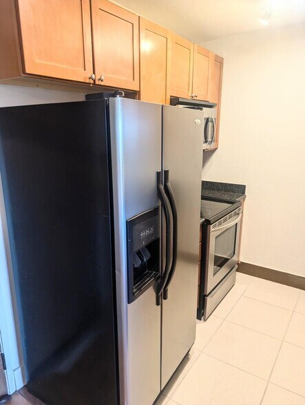 Building Photo - 4110 Hale Pky