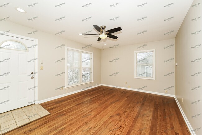 Building Photo - 2239 11th St