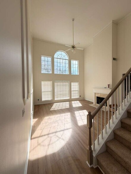 Building Photo - 1098 Frog Leap Trl NW