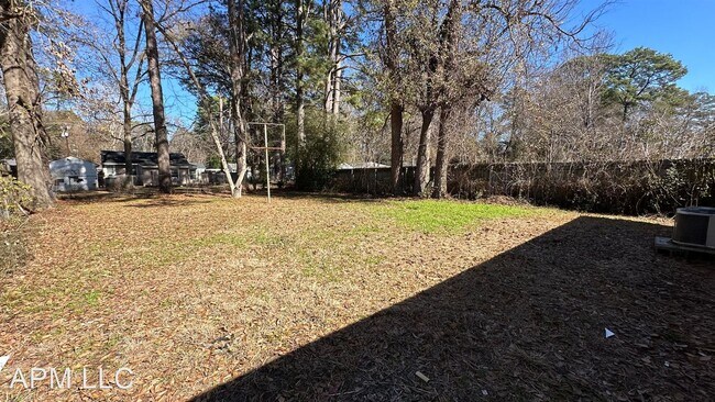 Building Photo - 2 br, 1 bath House - 704 Victoria