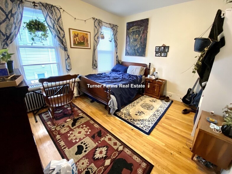 Building Photo - 3 Oswald St