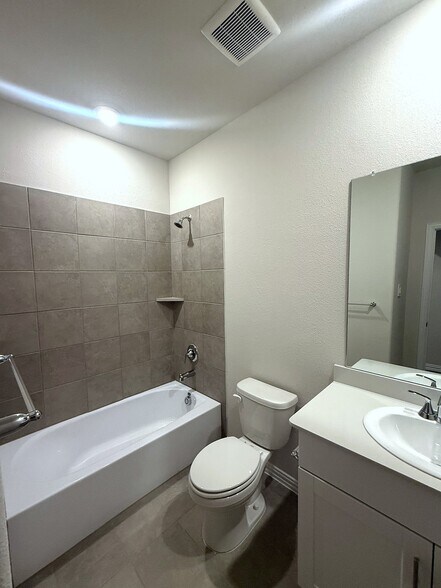 Building Photo - 1126 Old Stead Dr