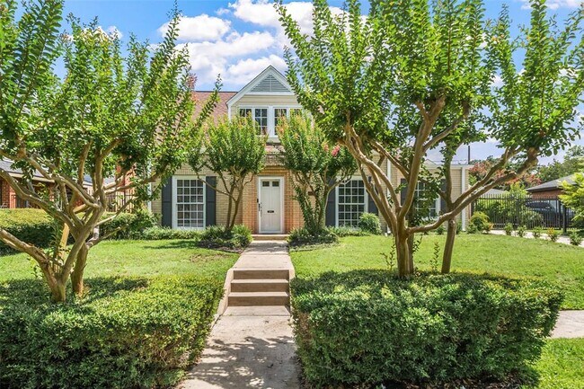 Building Photo - 6639 Fairfield St