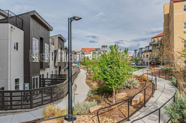 Building Photo - 2876 W 53rd Ave