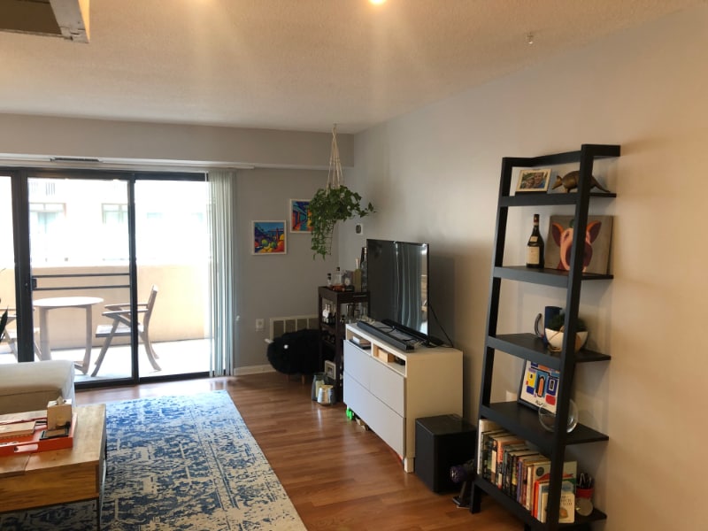 Building Photo - 1301 N Courthouse Rd