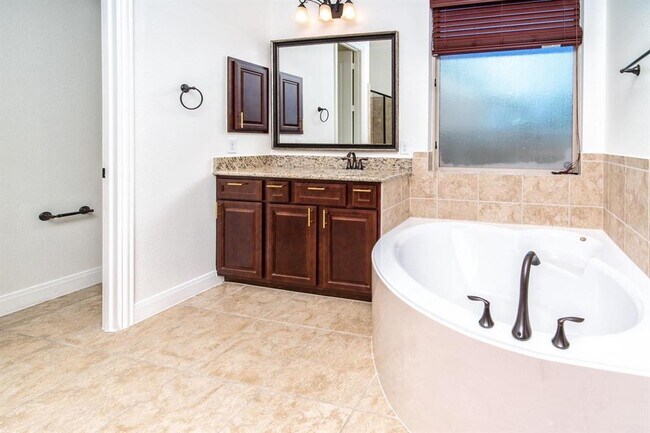Building Photo - 20410 Lemon Blossom Cir