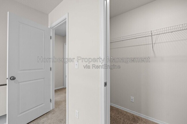 Building Photo - 4462 Vel Vw Ct