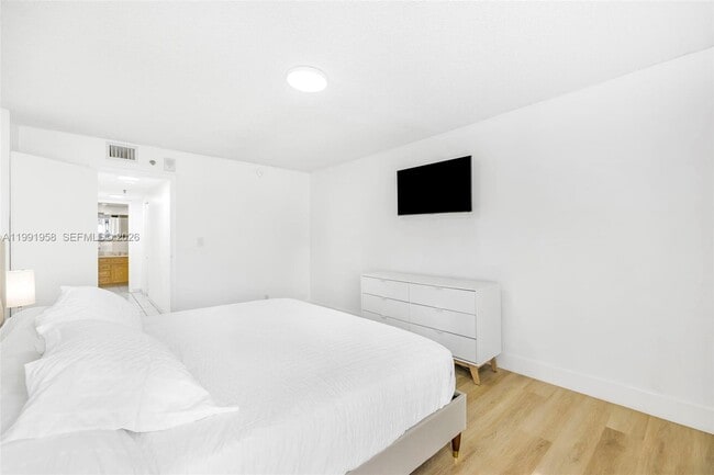 Building Photo - 2401 Collins Ave