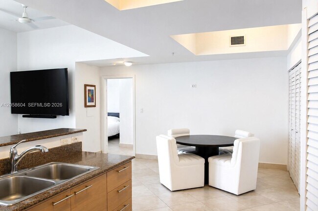 Building Photo - 16699 Collins Ave