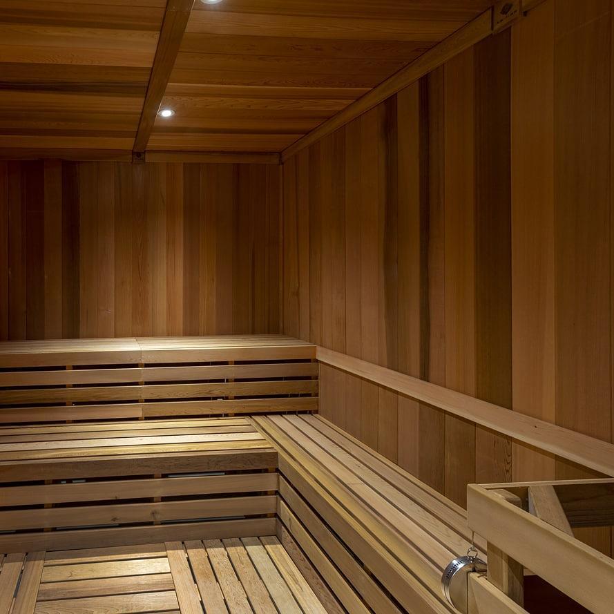 Building Photo - 401 W 25th St