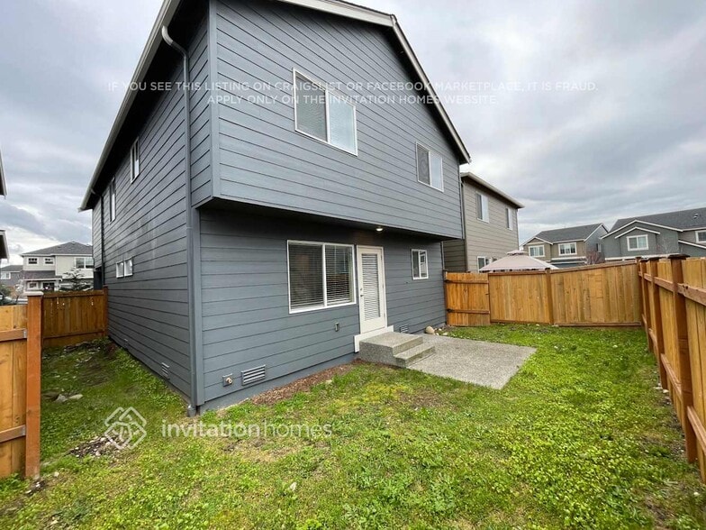 Building Photo - 18409 110th Ave E