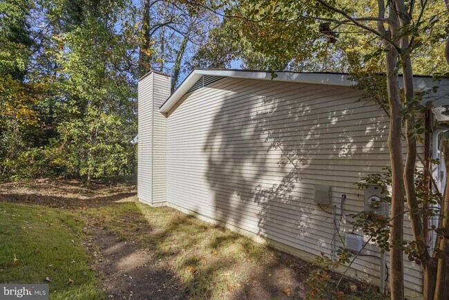 Building Photo - 2018 Buoy Dr