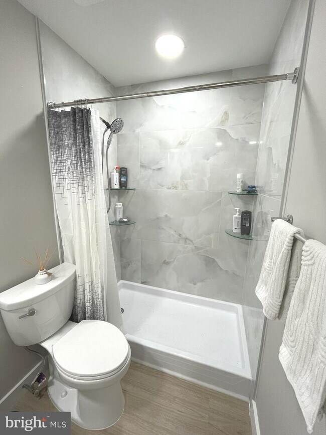 Building Photo - 402 A Mulberry Cove-402